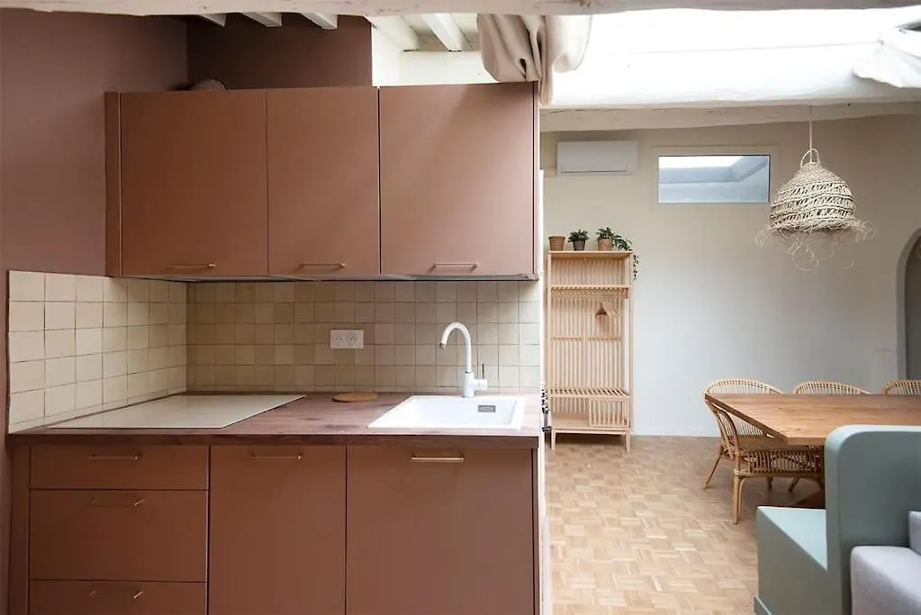 Cozy Love Nest Near The Old Port Marseille Apartment